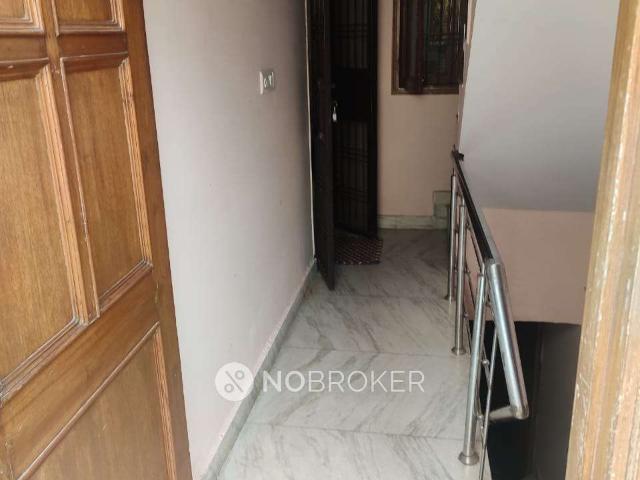 Flat for rent in North Delhi, Deri
