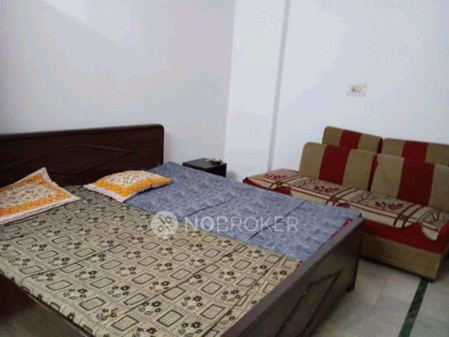 Flat for rent in West Delhi, Deri