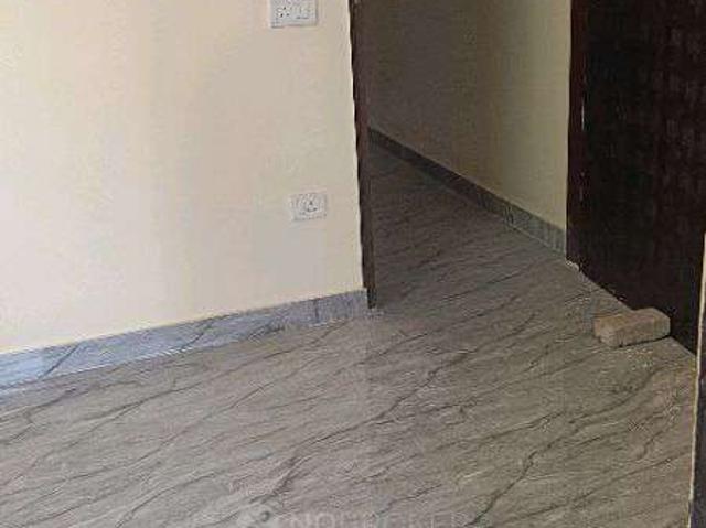 Flat for rent in South Delhi, Deri