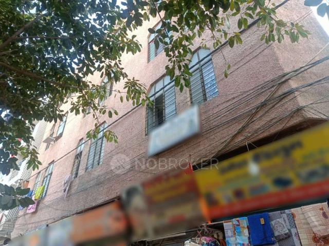 Flat for rent in South West Delhi, Deri