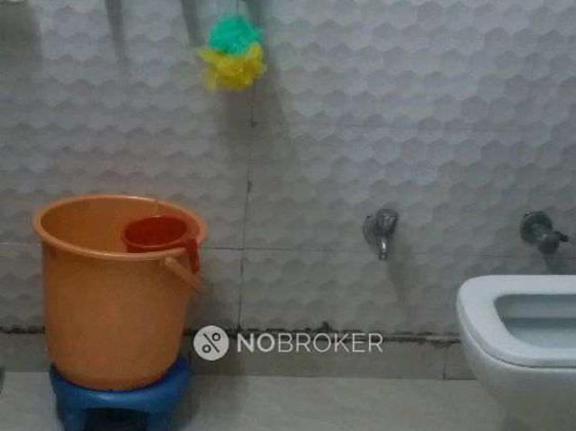 Flat for rent in West Delhi, Deri