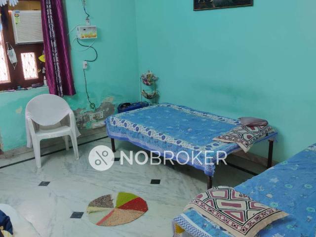Flat for rent in Deri