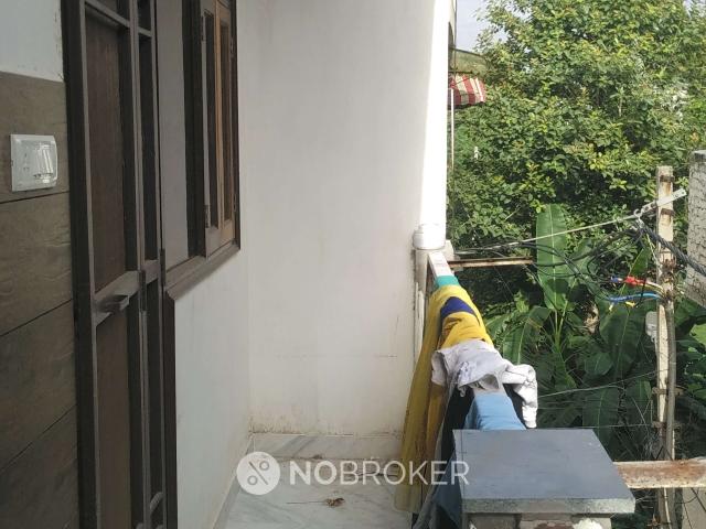 Flat for rent in West Delhi, Deri