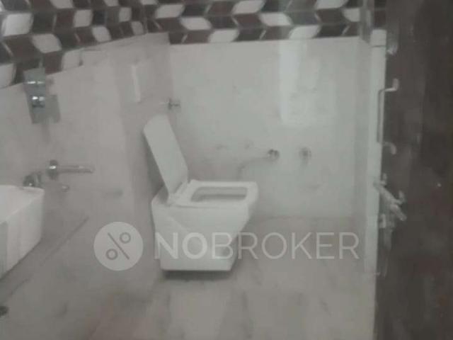 Flat for rent in Janakpuri, Delhi