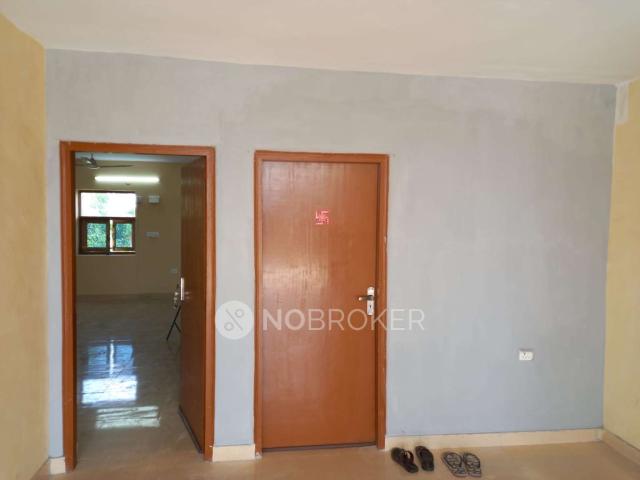 Flat for rent in Deri
