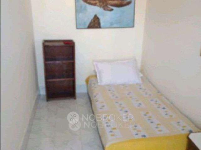 Flat for rent in Deri