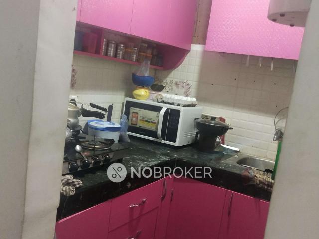 Flat for rent in South Delhi, Deri