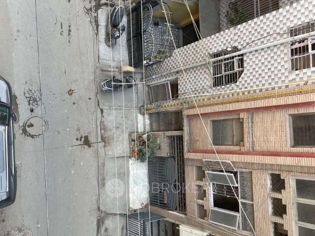 Flat for rent in South Delhi, Deri