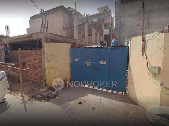 Flat for rent in South Delhi, Deri