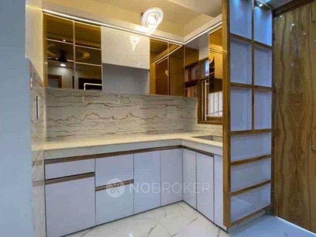 Flat for rent in West Delhi, Deri
