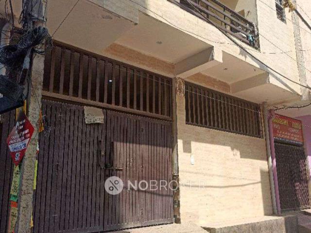 Flat for rent in Hariana