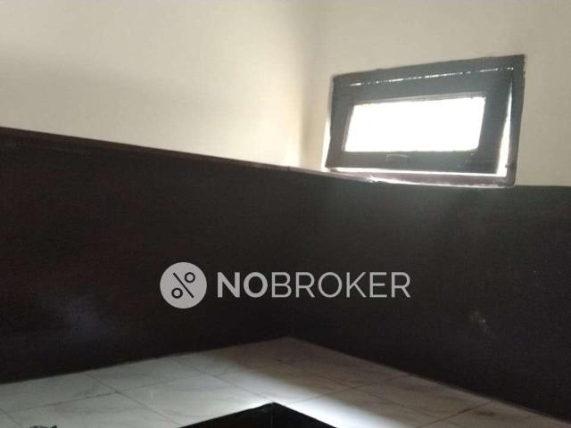 Flat for rent in North West Delhi, Deri