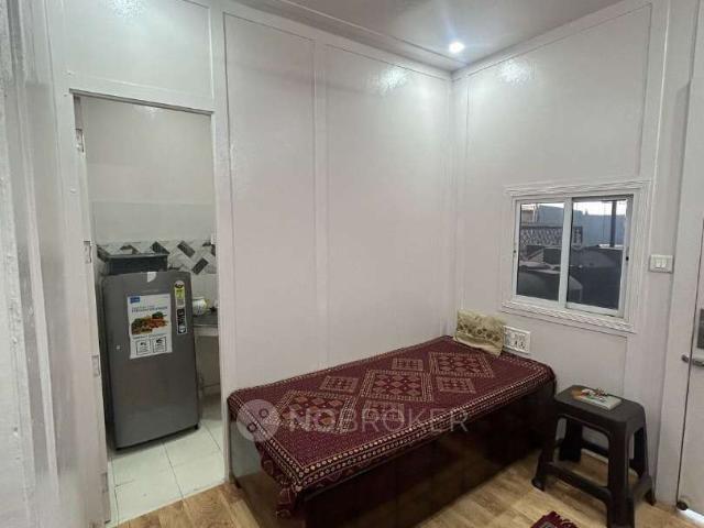 Flat for rent in West Delhi, Deri