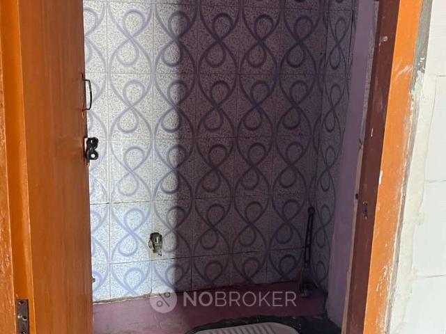 Flat for rent in East Delhi, Bahlolpur