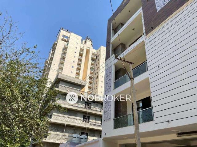Flat for rent in Deri