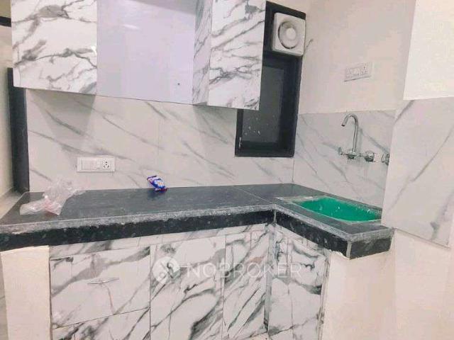Flat for rent in South Delhi, Deri