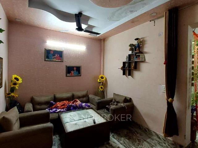 Flat for rent in West Delhi, Deri