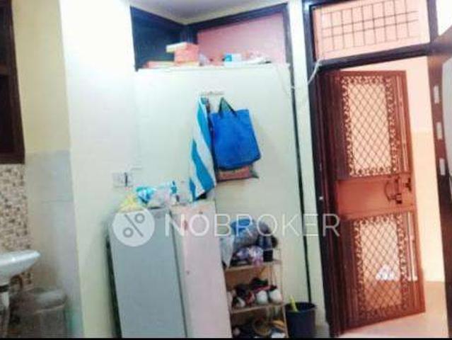 Flat for sale in East Delhi, Deri