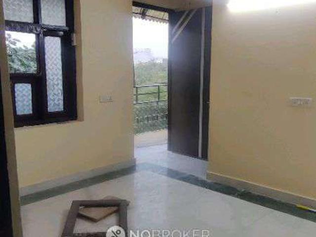 Flat for sale in West Delhi, Deri