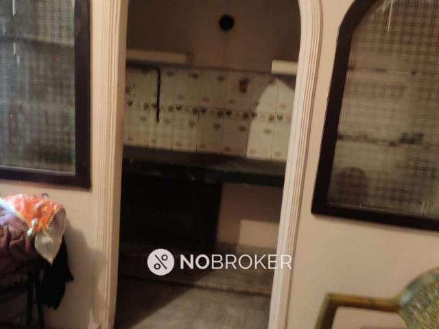 Flat for rent in East Delhi, Deri