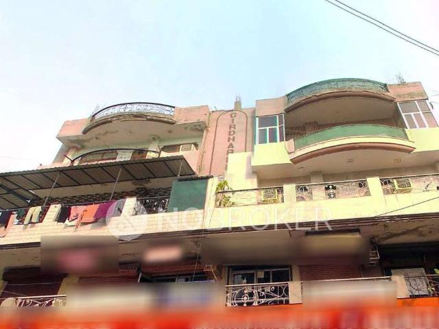 Flat for rent in Sector 50, Noida