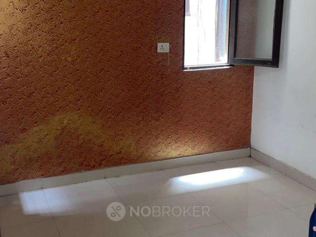 Flat for sale in North West Delhi, Deri