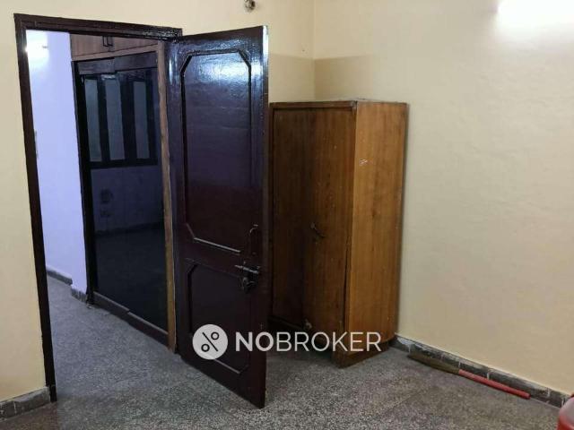 Flat for sale in South Delhi, Deri