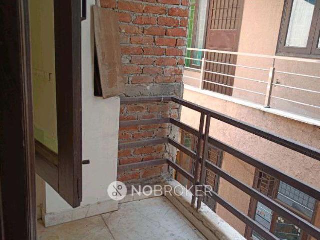 Flat for rent in South Delhi, Deri