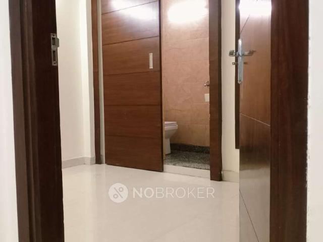 Flat for rent in South Delhi, Deri