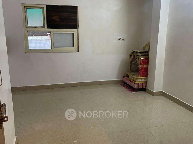 Flat for sale in South West Delhi, Deri