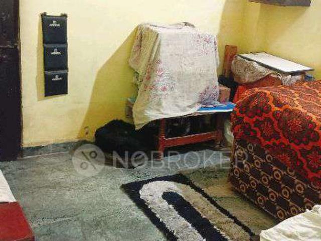 Flat for sale in North West Delhi, Deri