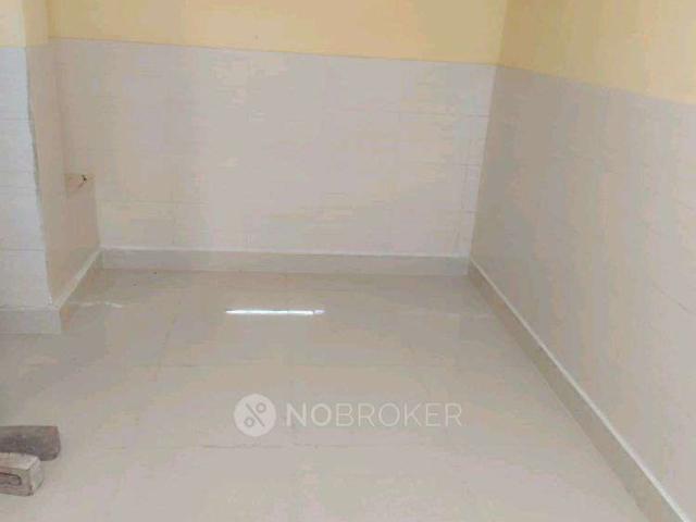 Flat for rent in West Delhi, Deri