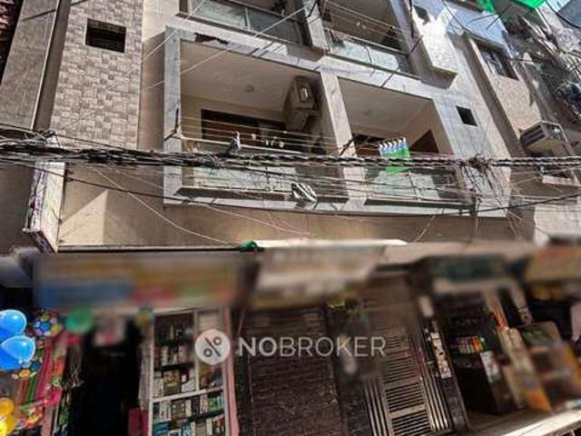 Flat for sale in East Delhi, Deri