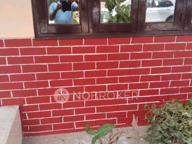 Flat for rent in North West Delhi, Deri