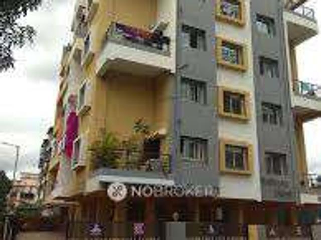 Flat for sale in Ganesh Peth, Pune