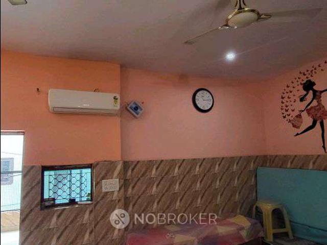 Property for rent in North Delhi, Deri