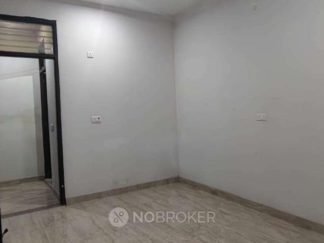 Property for rent in Hariana
