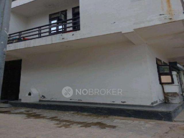 Property for rent in Hariana