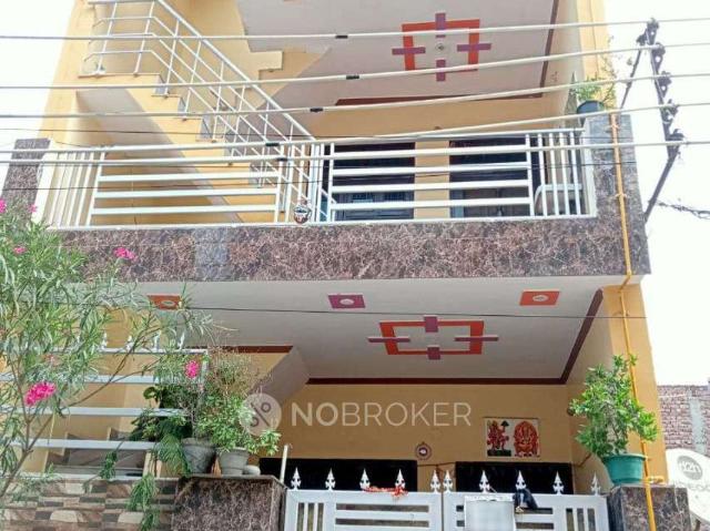 Property for rent in Hariana
