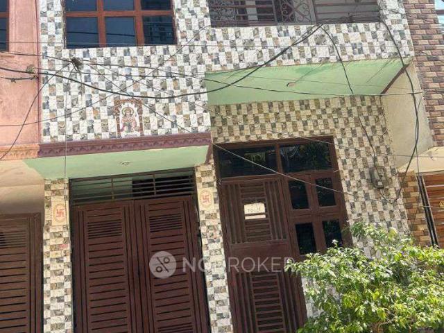 Property for rent in Hariana