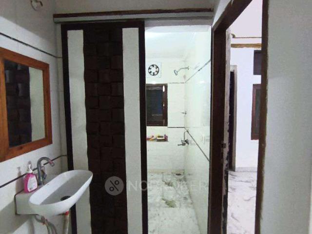 Property for rent in South Delhi, Deri
