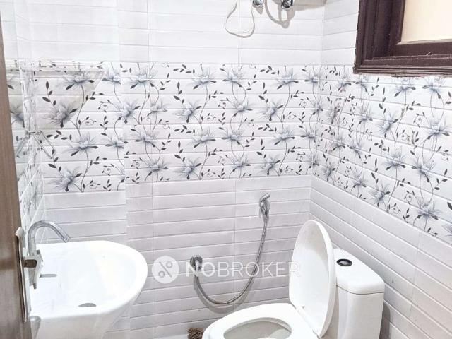 Property for rent in South Delhi, Deri