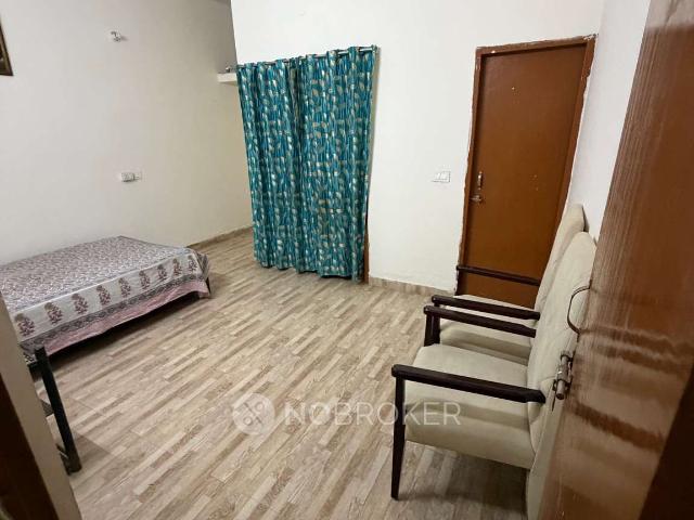 Property for rent in South Delhi, Deri