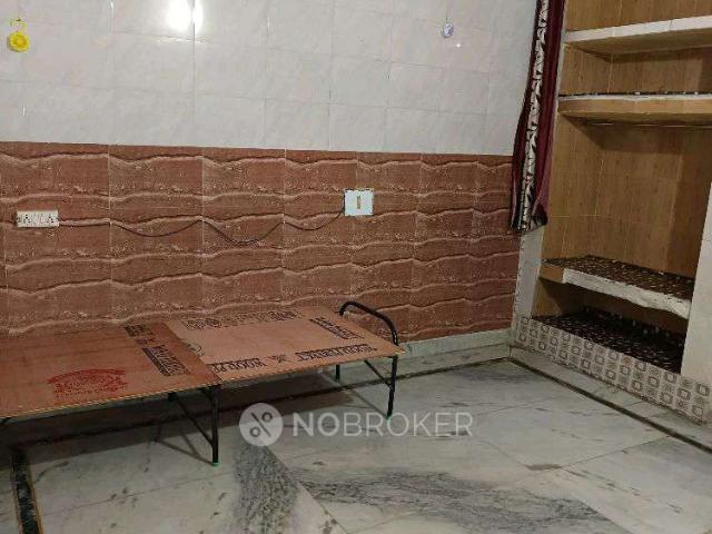 Property for rent in North Delhi, Deri