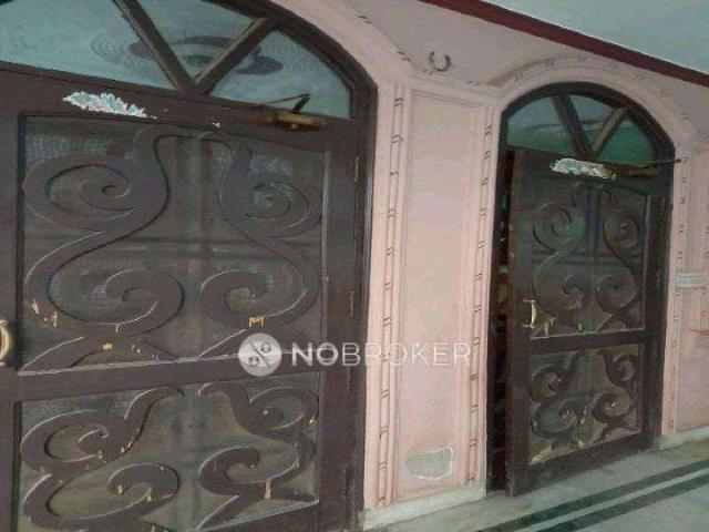 Property for rent in Hariana
