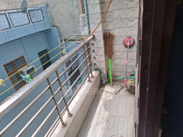 Property for rent in South West Delhi, Deri