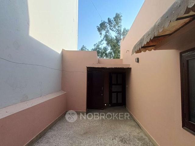 Property for rent in West Delhi, Deri