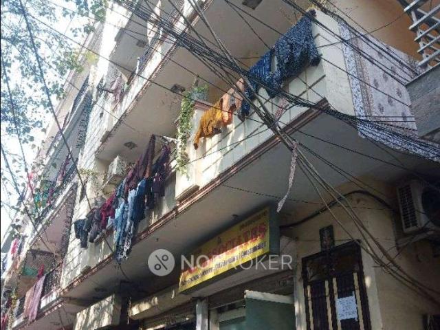 Property for rent in Deri