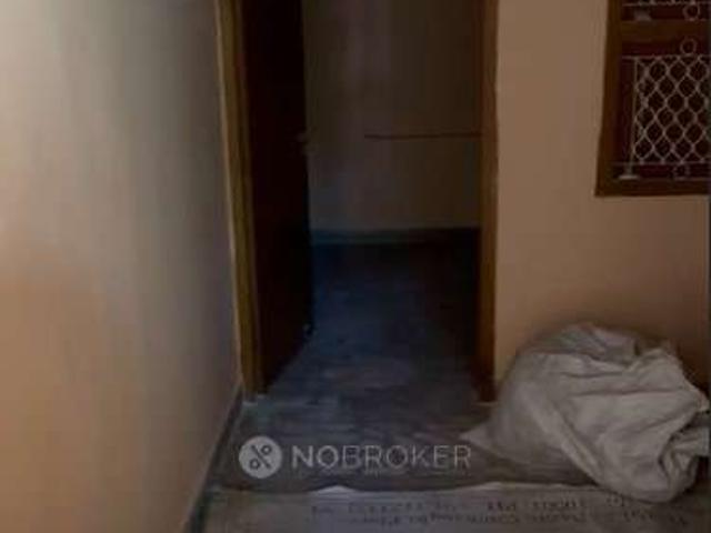 Property for rent in Deri