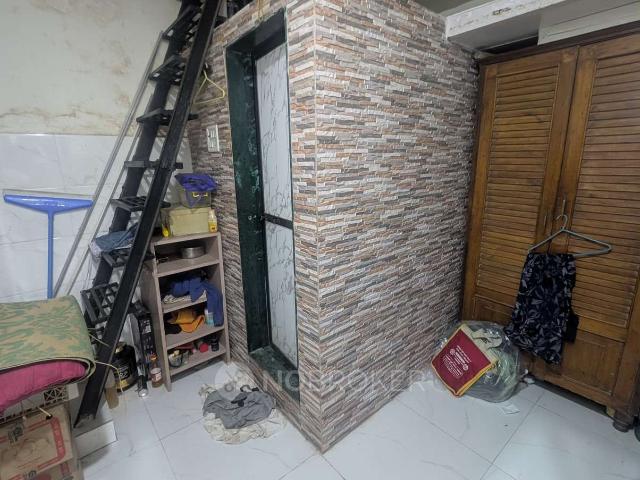Property for rent in Versova, Mumbai